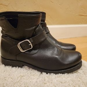 Frye Veronica Bootie Black